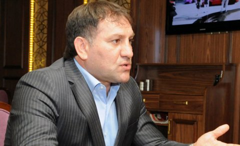 Füzuli Musayev Müdafiə Nazirliyinin komandasını təhqir edib?