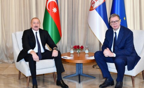 Aleksandar Vuçiç İlham Əliyevi təbrik etdi