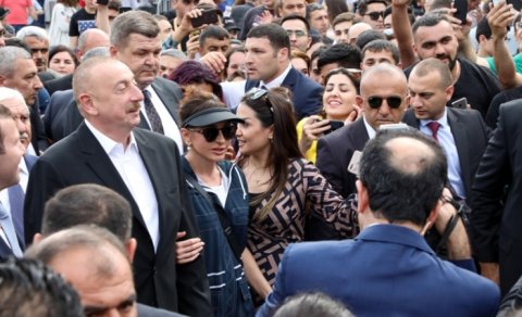 Deputat: Xalq öz Liderinin yanındadır