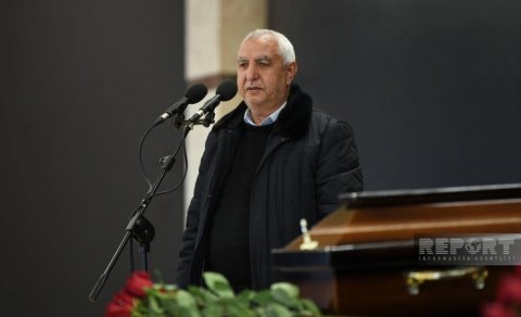 Hökumə Əliyevanın atası: Təyyarə qəzasına səbəb olanların cəzalandırılmasını gözləyirik
