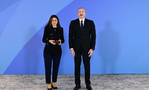 İlham Əliyev bu idmançılara ev verdi - FOTO