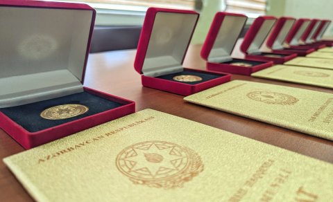 Qızıl və gümüş medal alan məktəblilərin sayı açıqlandı