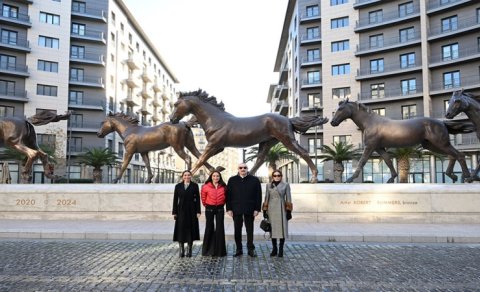 Prezident və ailə üzvləri "Bakı Ağ Şəhər"də olub