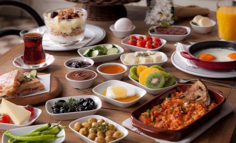 Menyular bahalaşır, porsiyalar kiçilir