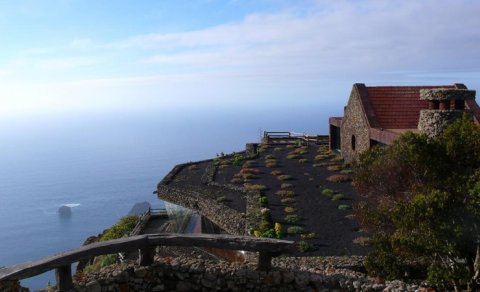 "Gizli" İspan adasında turistlər azdır: Niyə görülməyə dəyər?