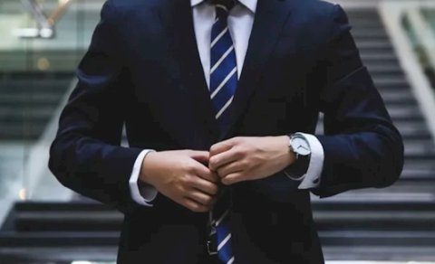 Azərbaycanda şirkət rəhbərinin əmlaklarına həbs qoyuldu