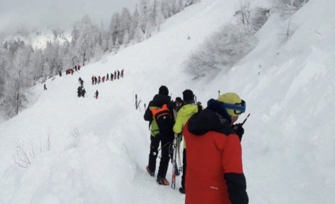 İsveçrədə dağ-xizək kurortunda partlayış olub, 40 nəfər ölüb -