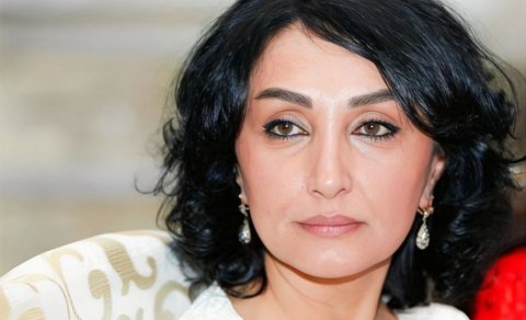 Jurnalist Nailə Əkbərova vəfat etdi