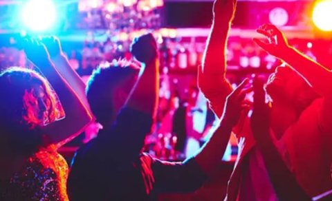 Şirkətin 183 min pulunu belə xərclədi - İçki məclisləri, bahalı telefonlar...