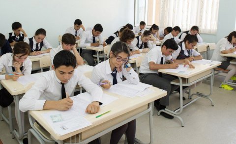 Məktəblərdə hüquqi biliklər niyə tədris olunmur? - AÇIQLAMA