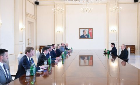 İlham Əliyev ABŞ nümayəndə heyətini qəbul etdi - FOTO