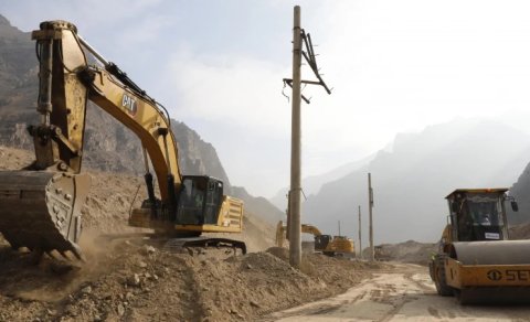Naxçıvanda dəmir yolu xətti layihəsi çərçivəsində 10 stansiya tikiləcək