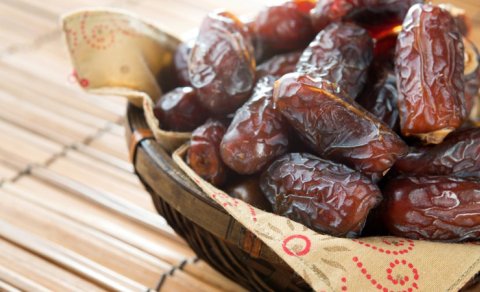 Xurma bir neçə ay təravətli qalır: Onları harada saxlamaq lazımdır?