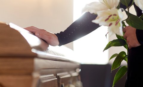 Hindistanda 103 yaşlı qadın dəfn mərasimində "dirildi"