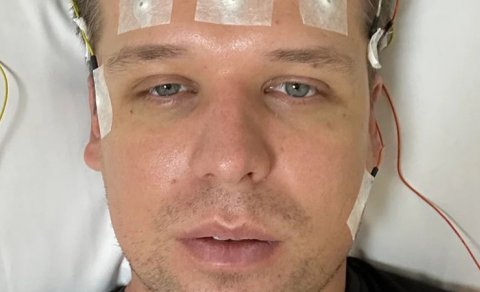 Naməlum xəstəlik: Bir iki ildir yata bilmir