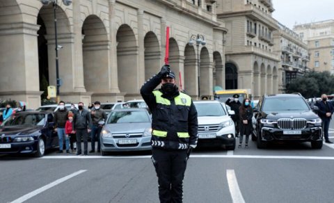 20 Yanvar şəhidlərinin xatirəsi bir dəqiqəlik sükutla yad olundu