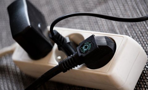 Kiçik bir vərdişə görə elektrik enerjisinə artıq pul ödəyirsiniz