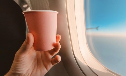 Təyyarələrdə su niyə təhlükəlidir? - Araşdırma xəbərdarlıqları təsdiqlədi