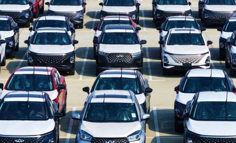 
Bakıda Çin maşınları niyə bahalaşdı?