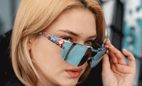 Azərbaycanın milli eynək brendi "Eyenek" qış kolleksiyasını təqdim edir - Premium keyfiyyət artıq satışda