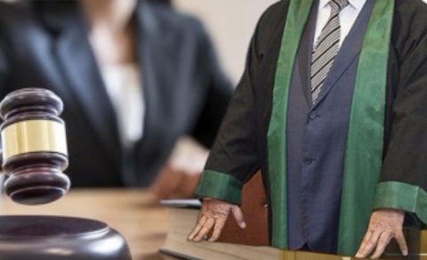 AMEA-nın vəzifəli şəxslərinin məhkəməsi başladı