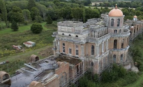 Britaniyada Bukingem sarayından da böyük tərk edilmiş iqamətgah var - VİDEO