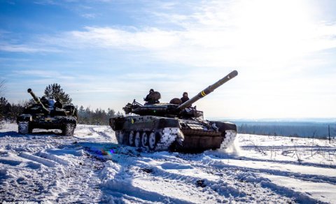 Rusiya sərhədin yeni istiqamətlərində irəliləyir