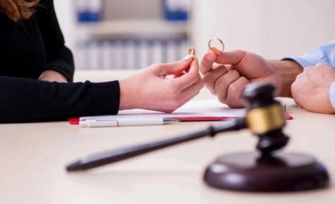 Boşanmalara səbəb böyüklərin müdaxiləsidir?
