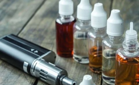 Azərbaycanda elektron siqaret qadağası təsdiqləndi