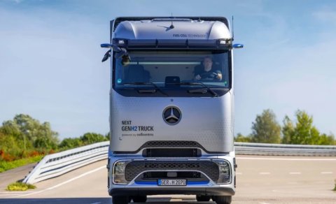 Dizelə alternativ gəlir? - "Mercedes"in maye hidrogen yük maşını