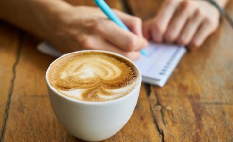 Kofe əhval-ruhiyyəni yaxşılaşdıra bilərmi? - Psixiatrlardan cavab