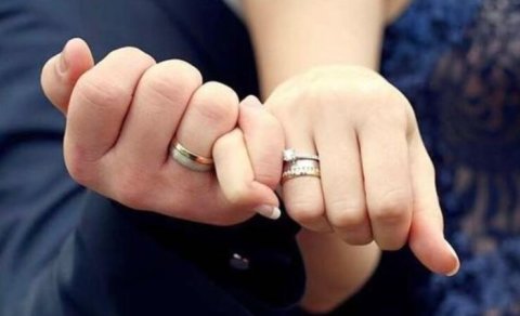 32 yaşlı diş həkimi 13 yaşlı qızla nişanlandı