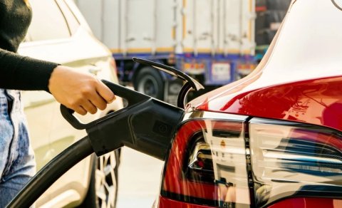 Sürətli şarj elektrikli avtomobil batareyalarına zərər verirmi?