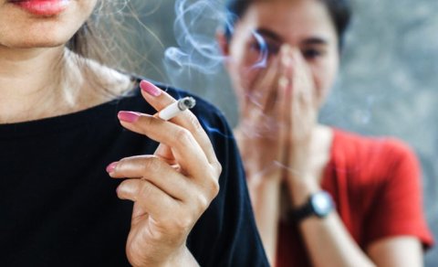 Siqaret çəkənləri hansı cərimələr gözləyir? - MƏBLƏĞLƏR