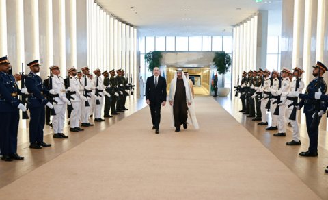 İlham Əliyev Əbu-Dabiyə getdi - FOTO