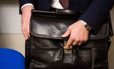 İcra Hakimiyyətinin iki vəzifəli şəxsi işdən çıxarıldı