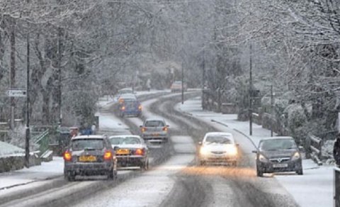 Qarlı havada yola çıxmadan nələrə diqqət etməliyik?