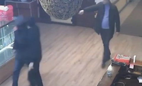 Tanışına oyun qurub 25 min tələb etdilər - VİDEO