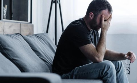 Torpaq ayaqların altından çıxır: 50 yaşadək bu 9 həyati sarsıntı sizi sınmaz edir