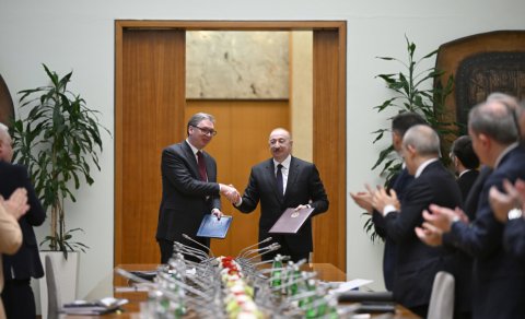 Azərbaycan və Serbiya prezidentləri mətbuata bəyanatla çıxış edib - YENİLƏNİB