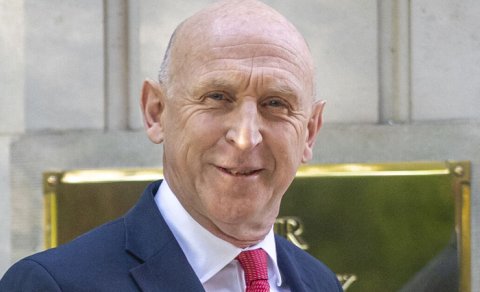 Britaniyada baş nazir vəzifəsinə kompromis namizəd açıqlandı