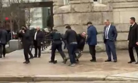 Zaur Bayramlı Vaşinqton təxribatından yazdı