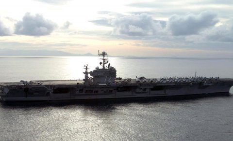 Ağ Evdən böyük: "Abraham Lincoln"un göyərtəsi hansı ölçüdədir?