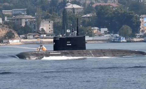 Rusiya NATO qarşısında adi hərbi qüvvələrdə uduzur və alternativ silahlara güvənir - Vitse-admiral