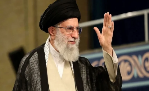 Xameneyinin ofisinə hücum edilib