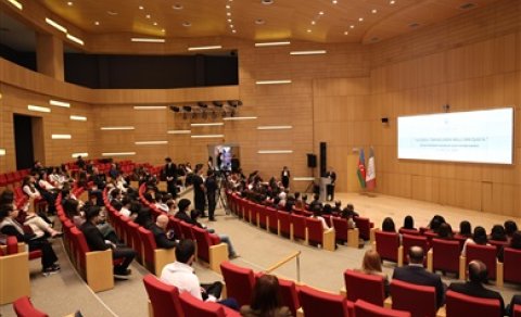 Dövlət Proqramı məzunları üçün karyera sərgisi keçirilib