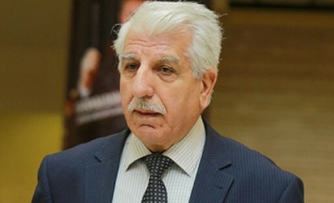 Teatrdan uzaqlaşdırılan Valeh Kərimov işinə bərpa olundu