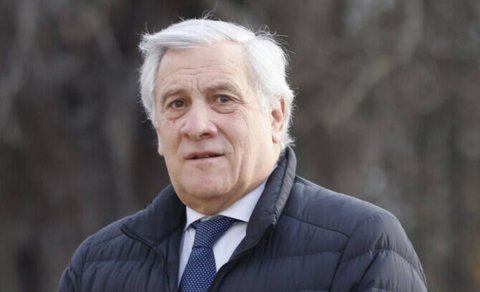 İtaliya Tehran səfirliyini bağlayır - Heyət Bakıdan işləyəcək