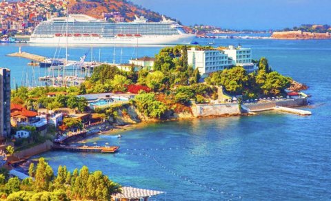 Qadınları aldadıb Quşadasına apardı - Niyyəti ora çatanda bilindi...