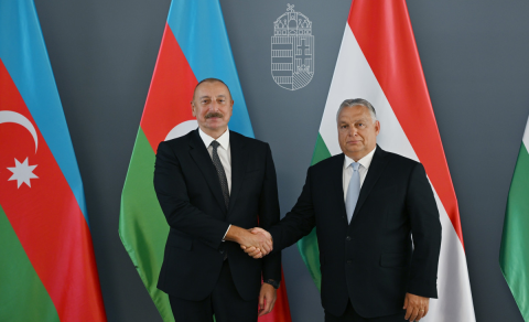 Viktor Orban Prezident İlham Əliyevə zəng edib